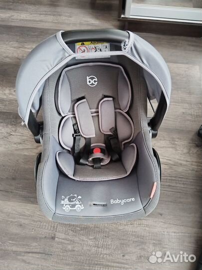 Автомобильная люлька для новорожденного