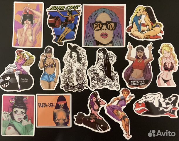 Наклейки с девушками