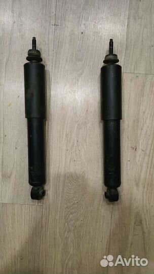 Аморты Mitsubishi Pajero II (V2W, V4W),Montero