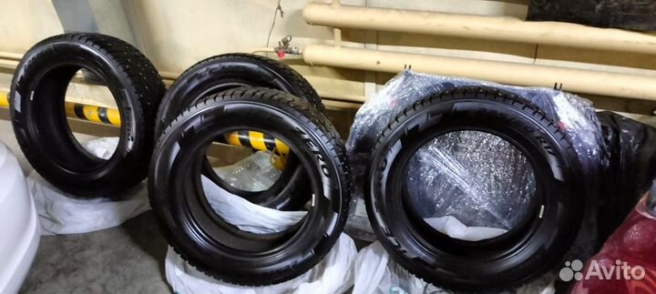 Pirelli Ice Zero 225/60 R17 103T