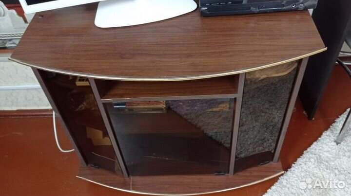 Тумба под телевизор