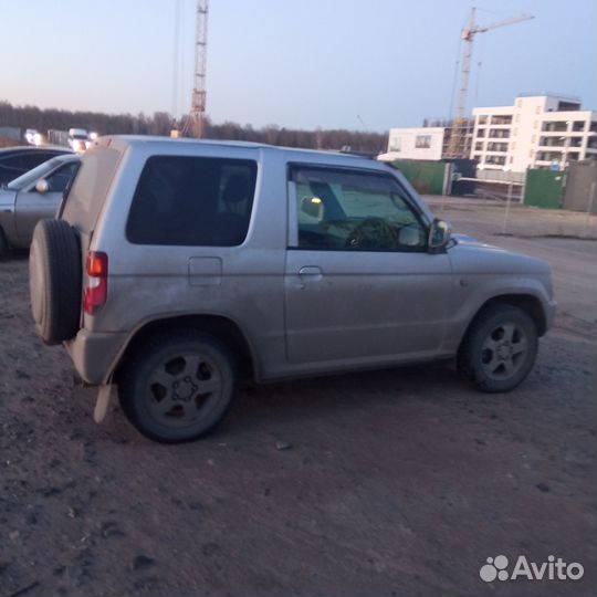Mitsubishi Pajero Mini 0.7 AT, 2001, 300 000 км