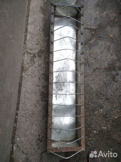 Кормушка для с/х птицы