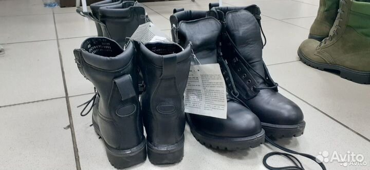 Военные ремни, головные уборы и мн.другое