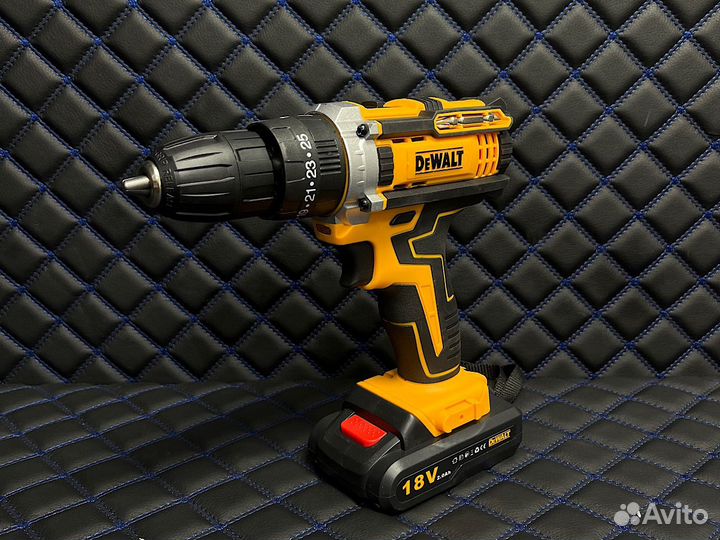 Шуруповерт DeWalt 18V