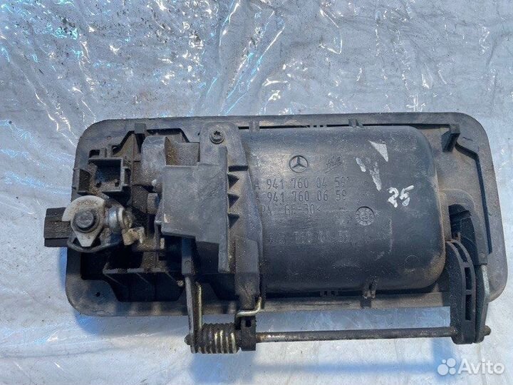 Ручка двери внешняя левая Mercedes-Benz