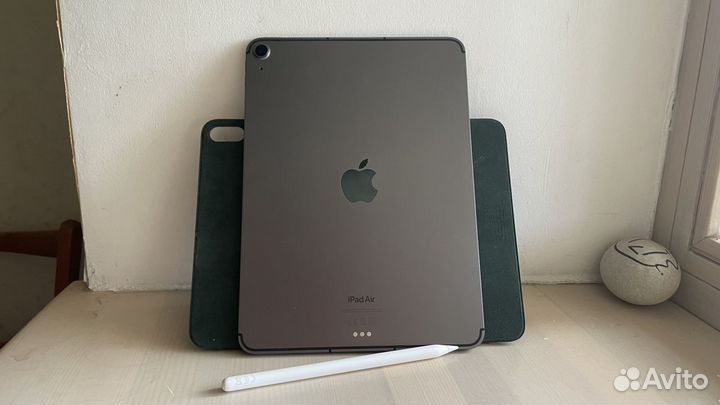 iPad air 5 2022 m1 256 cellular