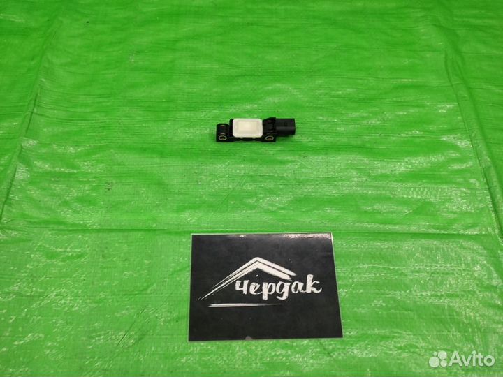 Датчик airbag Volkswagen Touareg