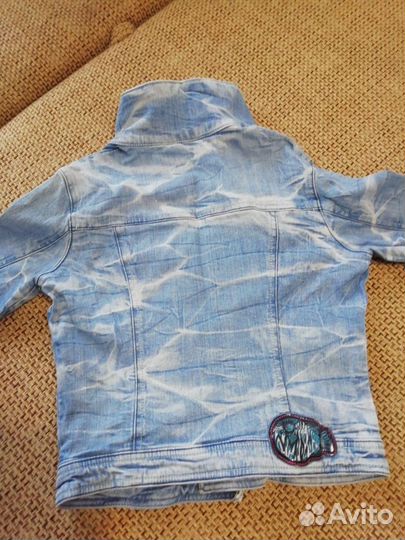 Джинсовая куртка для девочки
