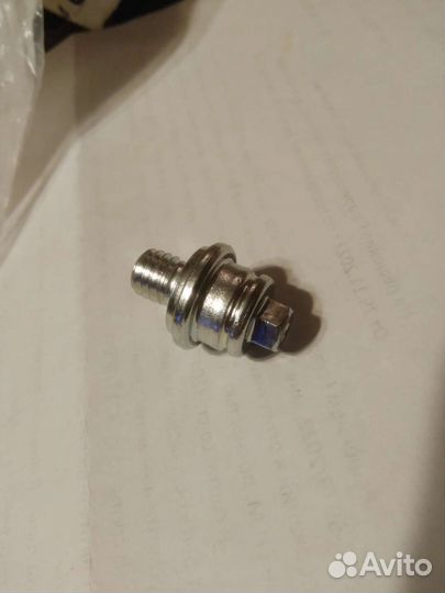 Болт клеммы аккумулятора