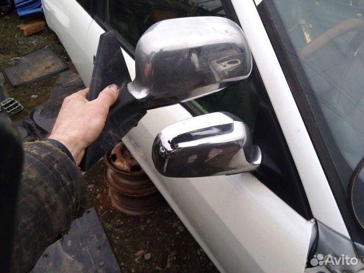 Зеркало правое Mitsubishi Mirage CJ2A