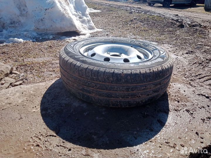 Летние шины на рено Логан