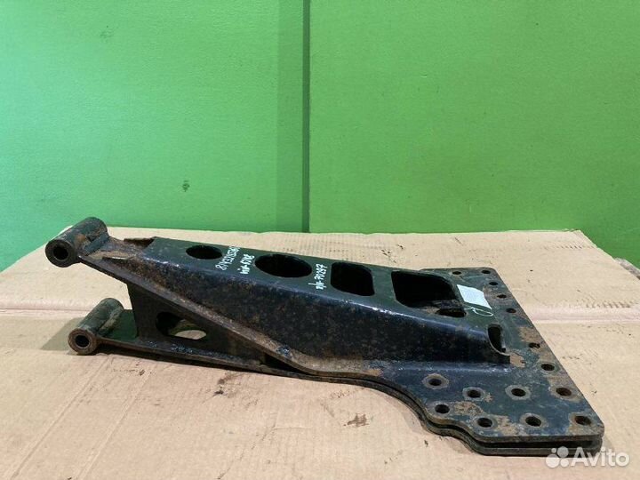 Кронштейн реактивной тяги MAN TGX