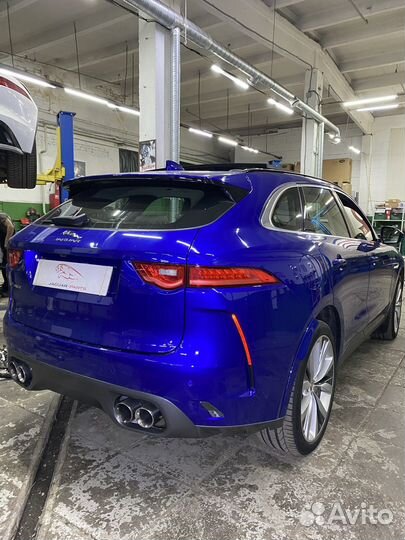 Jaguar F-Pace подсветка багажника