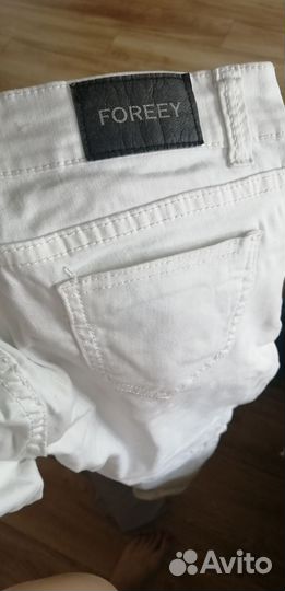 Джинсы белые женские 42 44