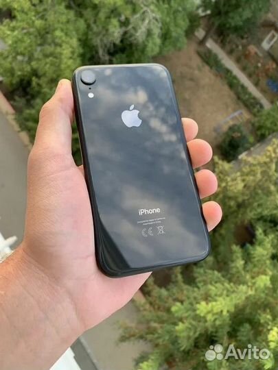 iPhone xr 128