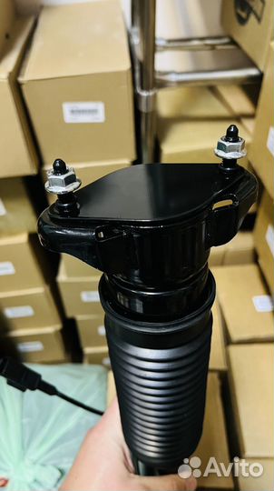 Задний амортизатор Chevrolet Tahoe