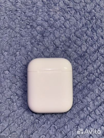 Наушники AirPods