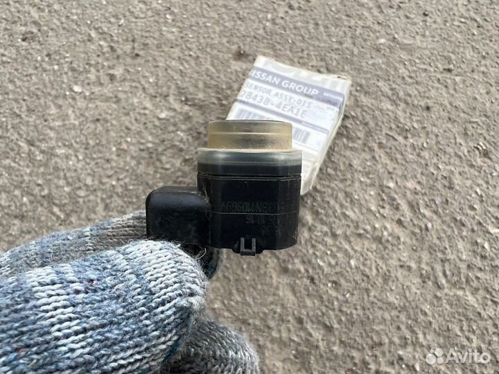 Датчик парковки Qashqai J11, X-Trail T32