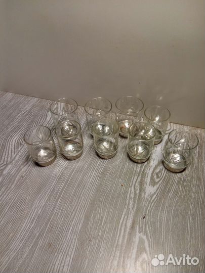 Рюмки, стопки, фужеры, вазы под фрукты