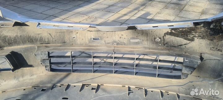 Передний бампер honda civic 4d