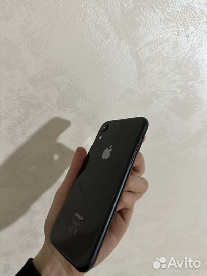 iPhone Xr, 64 ГБ