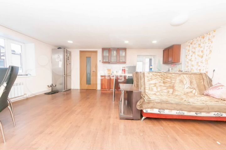 Дом 140 м² на участке 6 сот.