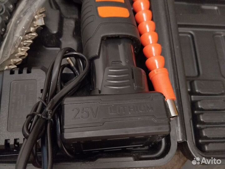 Шуруповерт гайковёрт. 25 v