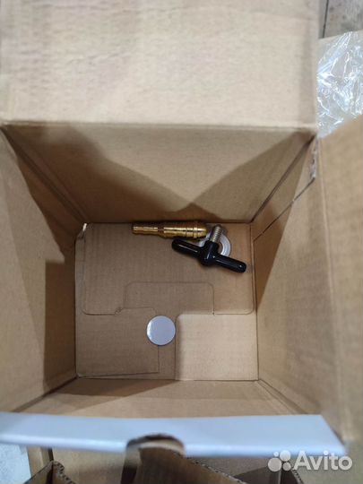 Манометр углекислотный