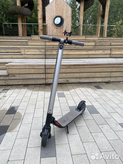 Электросамокат ninebot kickscooter es2