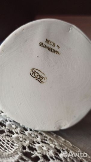 Статуэтка, девушка с кувшином, гжель