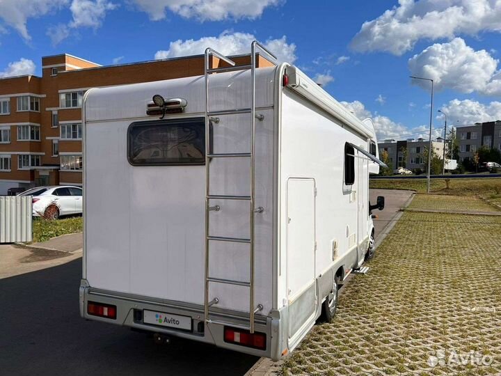 Альковный Ford Transit, 2006