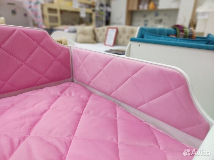 Кровать детская мягкая