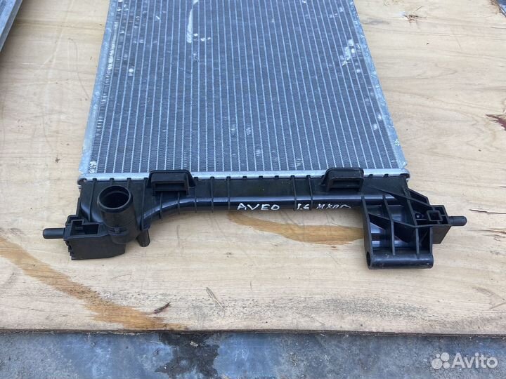 Радиатор охлаждения на chevrolet aveo