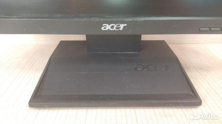 Монитор ЖК acer V173A, б/у