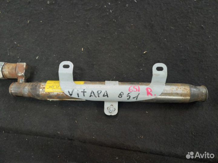 Шторка безопасности правая Suzuki Grand Vitara