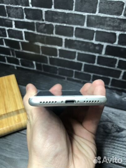 iPhone 8 64gb