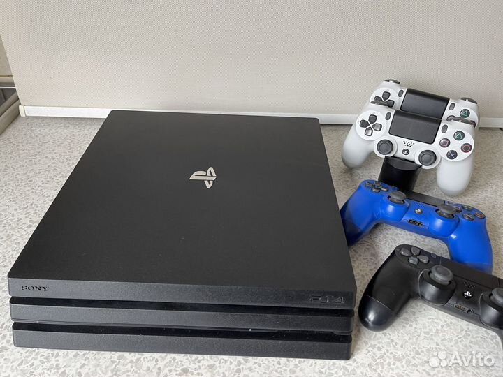 PlayStation 4 Pro +995 игр