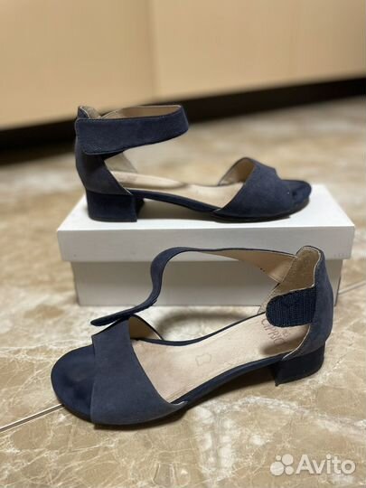 Босоножки р. 36