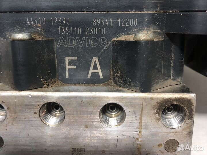 Блок абс toyota corolla 150