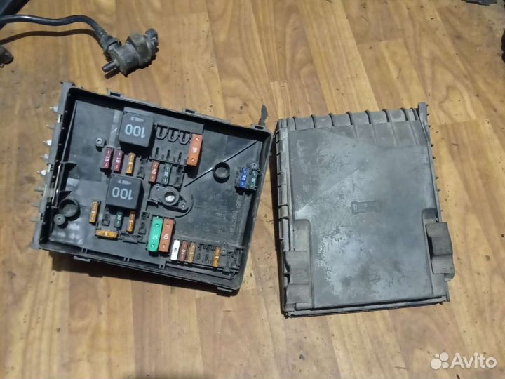 Блок предохранителей volkswagen caddy