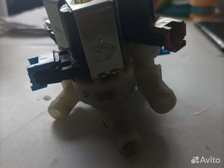 Клапон стиральной машины трёх ходовой