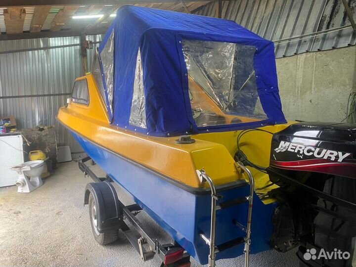 Моторная лодка б/у