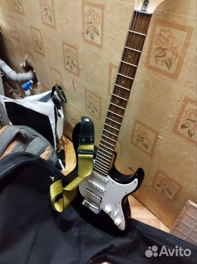 Yamaha Pacifica 112j