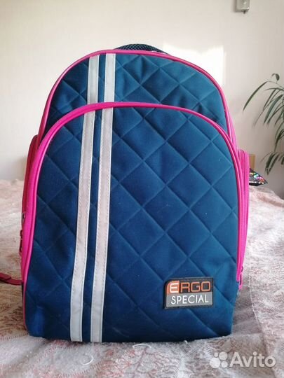 Школьный рюкзак