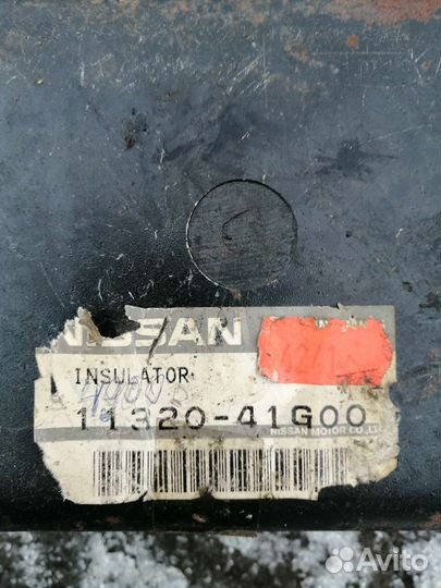 Подушка Двигателя и каропки Nissan 1132041G00