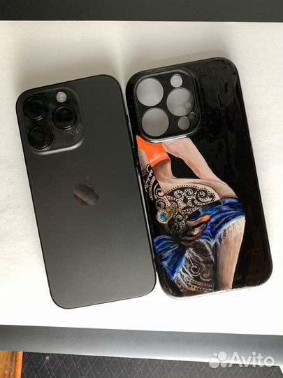 Чехол на iPhone 14 pro. С росписью