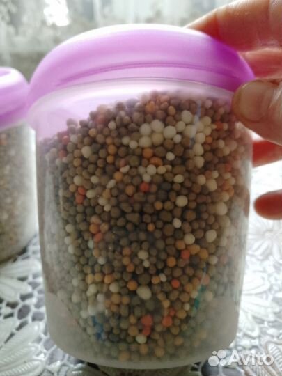 Осмокот про Удобрения действует 5-6месяцев