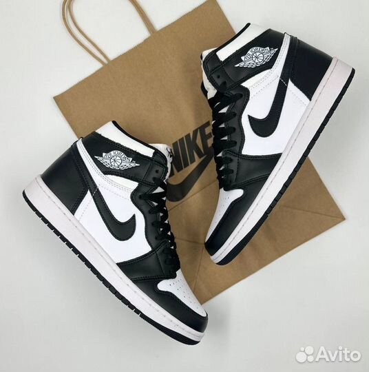 Кроссовки nike air jordan 1 retro