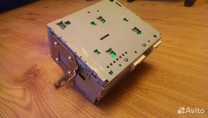 Штатная музыка на митцубиси оутлендер хл, 2008 г